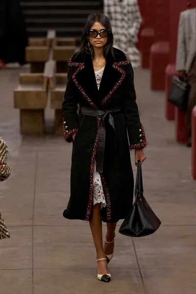 Look 55